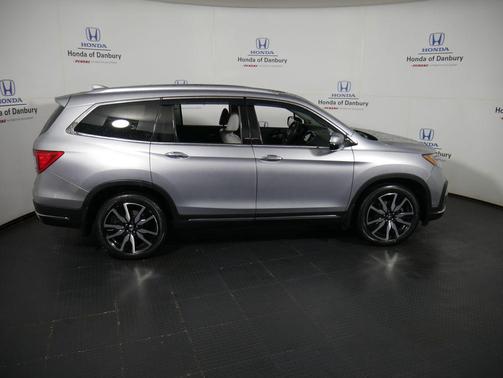 2019 Honda Pilot Touring 8-Passenger