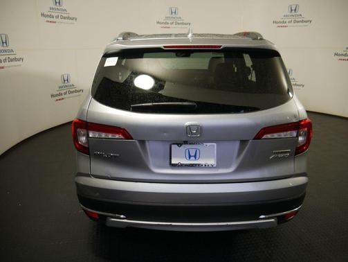 2019 Honda Pilot Touring 8-Passenger