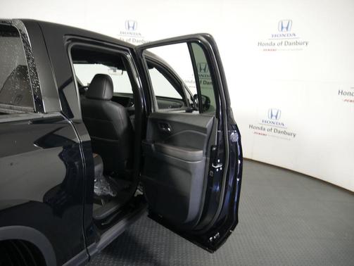 2025 Honda Ridgeline Black