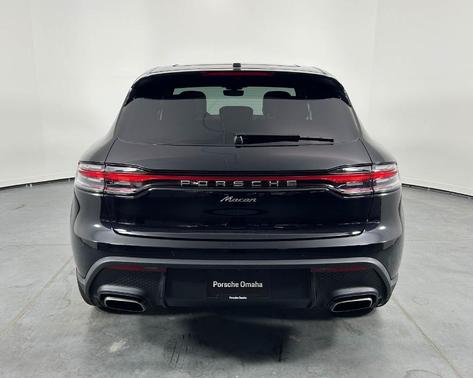 Jet Black Metallic 2026 Porsche Macan Base