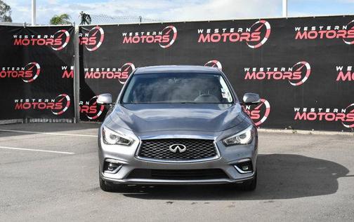 2023 INFINITI Q50 LUXE