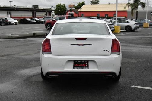 2023 Chrysler 300 S