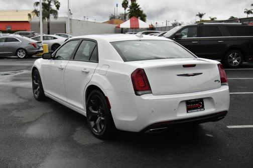 2023 Chrysler 300 S