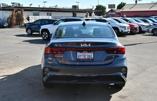 Gravity Gray 2022 Kia Forte LXS
