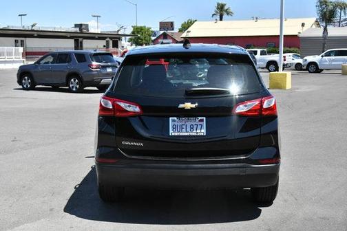 Mosaic Black Metallic 2021 Chevrolet Equinox LS