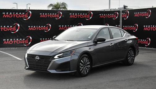 2024 Nissan Altima 2.5 SV
