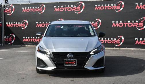 2024 Nissan Altima 2.5 SV