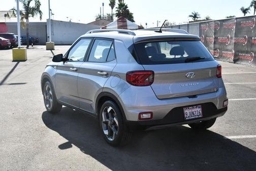 2023 Hyundai VENUE SEL
