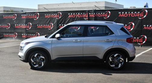 2023 Hyundai VENUE SEL