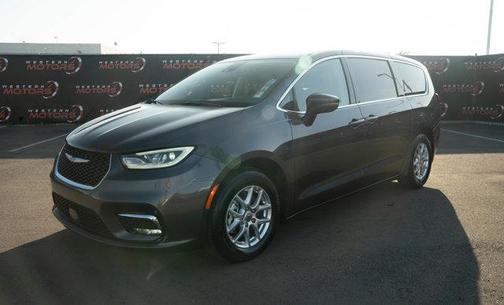 2023 Chrysler Pacifica Touring-L