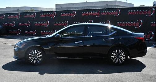 2024 Nissan Altima 2.5 SV