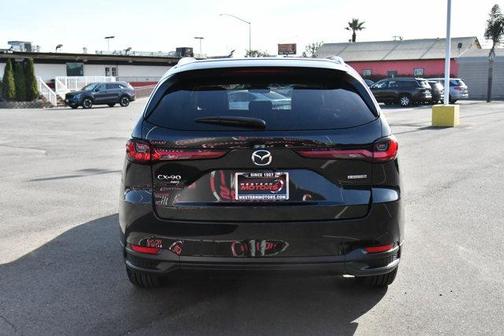 2024 Mazda CX-90 Preferred Plus