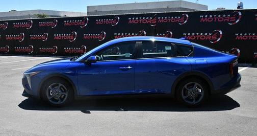 Deep Sea Blue 2025 Kia K4