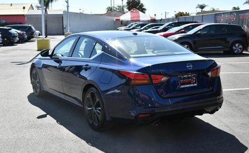 Deep Blue Pearl 2024 Nissan Altima 2.5 SR