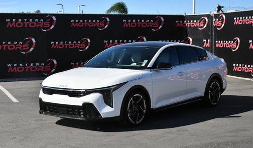 2025 Kia K4 GT-Line