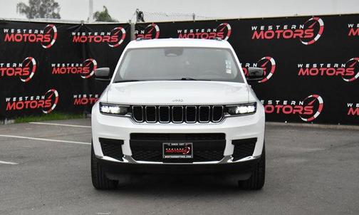 2023 Jeep Grand Cherokee L Laredo