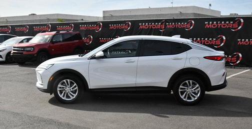 Summit White 2025 Buick Envista Preferred