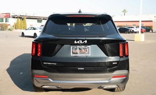 2024 Kia Sorento S