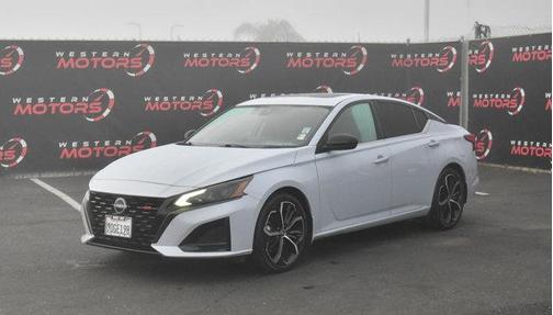 2023 Nissan Altima 2.5 SR