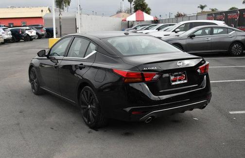 2021 Nissan Altima 2.5 SR