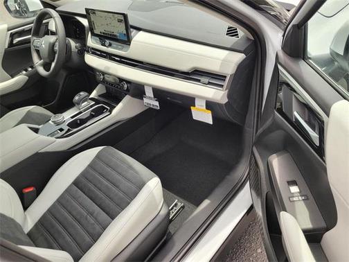 2025 Mitsubishi Outlander SE 2.5 2WD