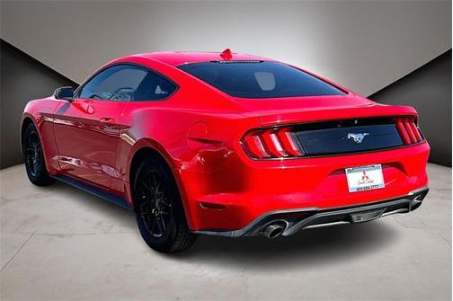 2021 Ford Mustang EcoBoost