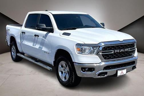 Bright White Clearcoat 2024 RAM 1500 Big Horn/Lone Star