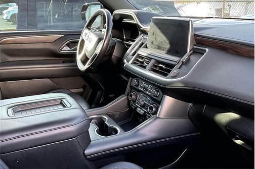 2022 Chevrolet Suburban 4WD Z71