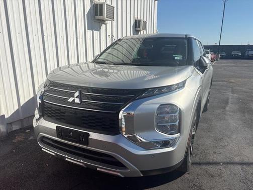 2023 Mitsubishi Outlander SE 2.5 2WD