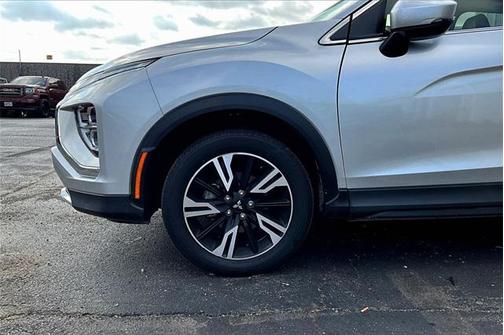 2023 Mitsubishi Eclipse Cross SE