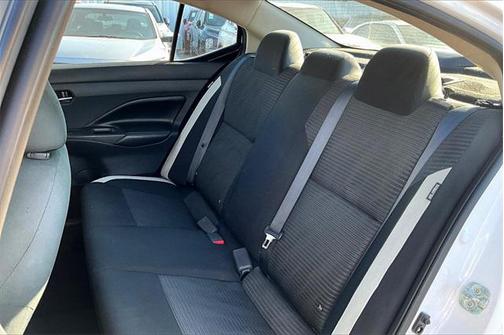 2020 Nissan Versa 1.6 SV