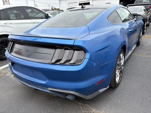 2021 Ford Mustang EcoBoost