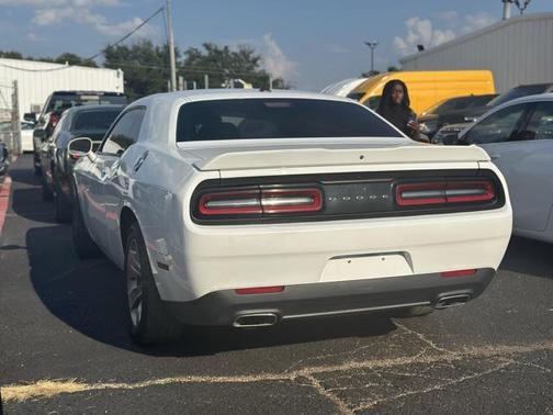 2021 Dodge Challenger SXT
