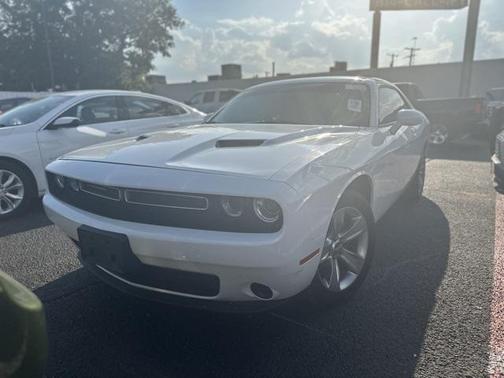 2021 Dodge Challenger SXT