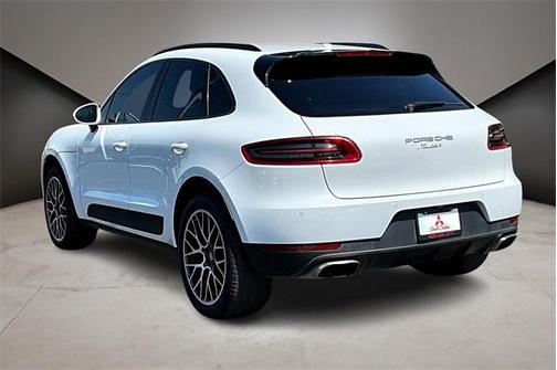 2017 Porsche Macan Base