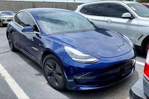 Deep Blue Metallic 2018 Tesla Model 3 Long Range