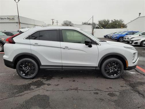 2025 Mitsubishi Eclipse Cross LE