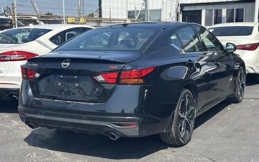 2023 Nissan Altima SR FWD