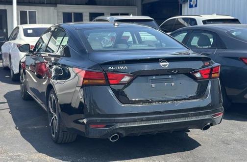 2023 Nissan Altima SR FWD