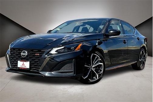 2023 Nissan Altima SR FWD