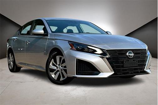2023 Nissan Altima S FWD