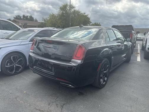 2021 Chrysler 300 S