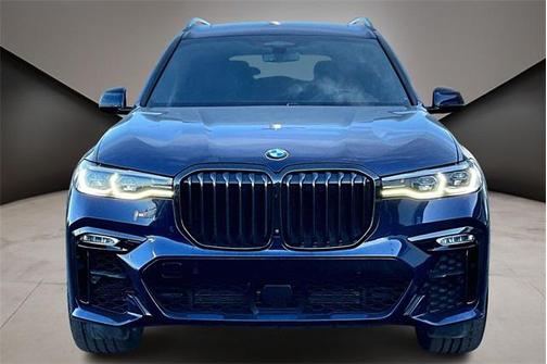 2021 BMW X7 M50i
