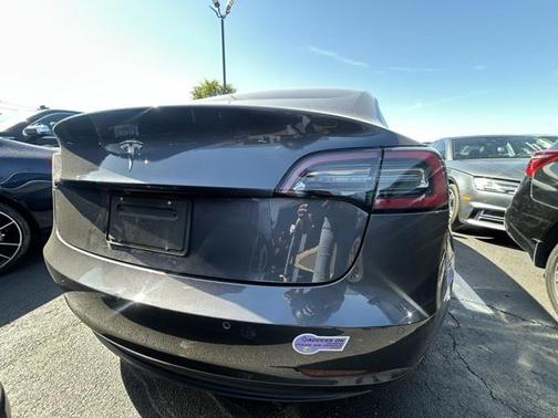 2018 Tesla Model 3 Mid Range