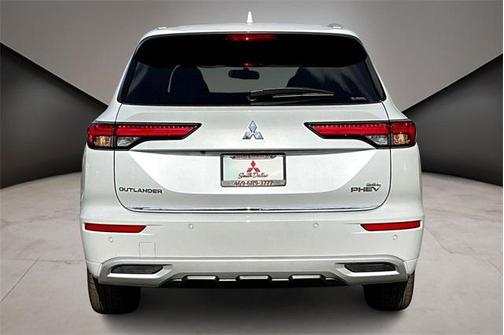 2025 Mitsubishi Outlander PHEV SEL