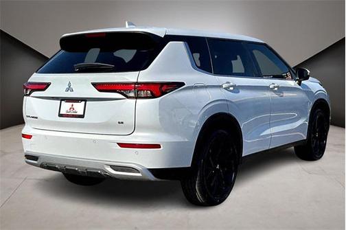 2024 Mitsubishi Outlander SE 2.5 2WD