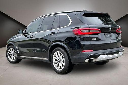Jet Black 2019 BMW X5 xDrive40i