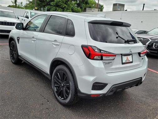 2025 Mitsubishi Outlander Sport 2.0 LE