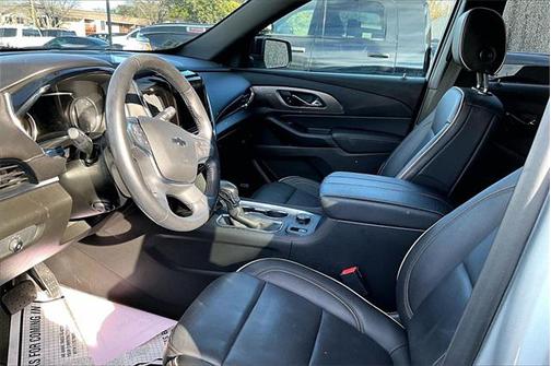 2022 Chevrolet Traverse Premier