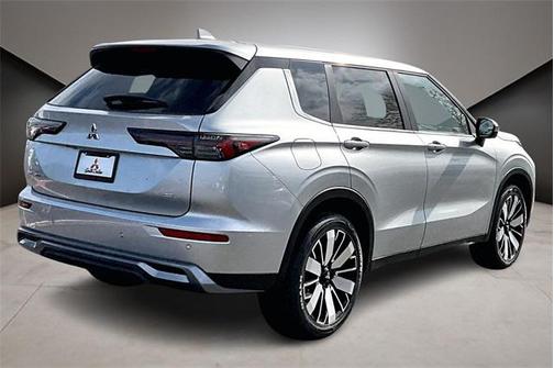 2026 Mitsubishi Outlander SE 1.5T 2WD